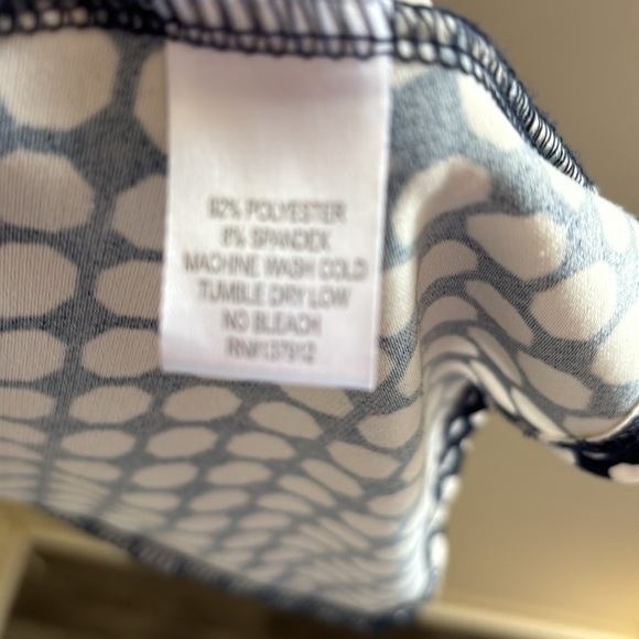 𝅺MARIA GABRIELLE Women’s 2X Plus Blue & White Dot Shirt - Picture 4 of 4